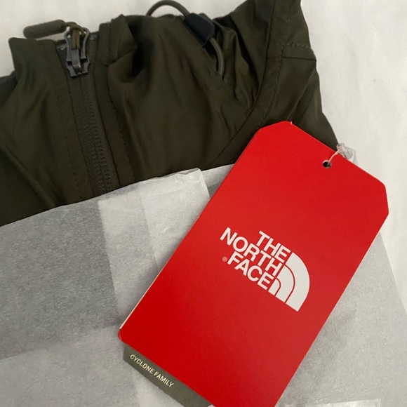 THE NORTH FACE Cyclone Packable Windbreaker - S - Picture 7 of 7